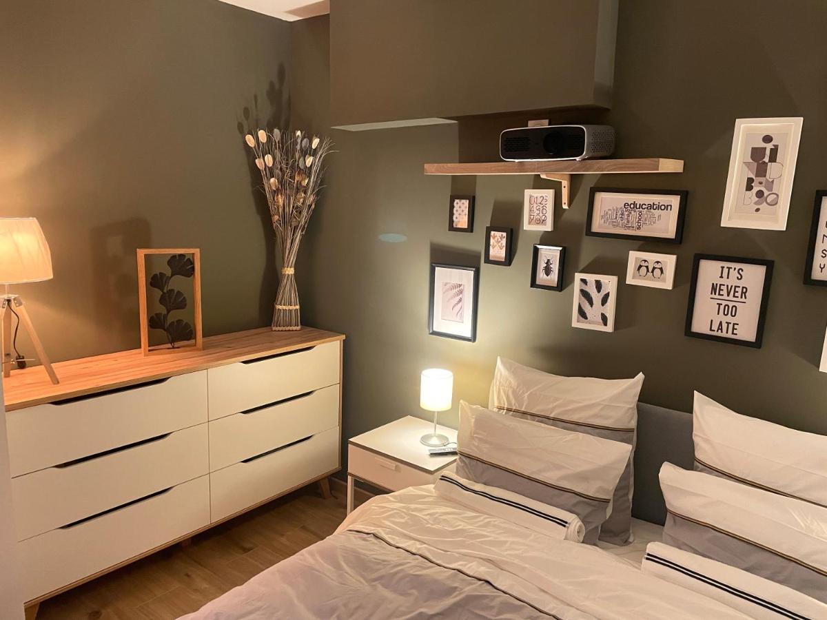 Mille Et Une Nuit, Appartement Classe 3 Etoiles En Rdc Avec Exterieur Et Parking دول المظهر الخارجي الصورة